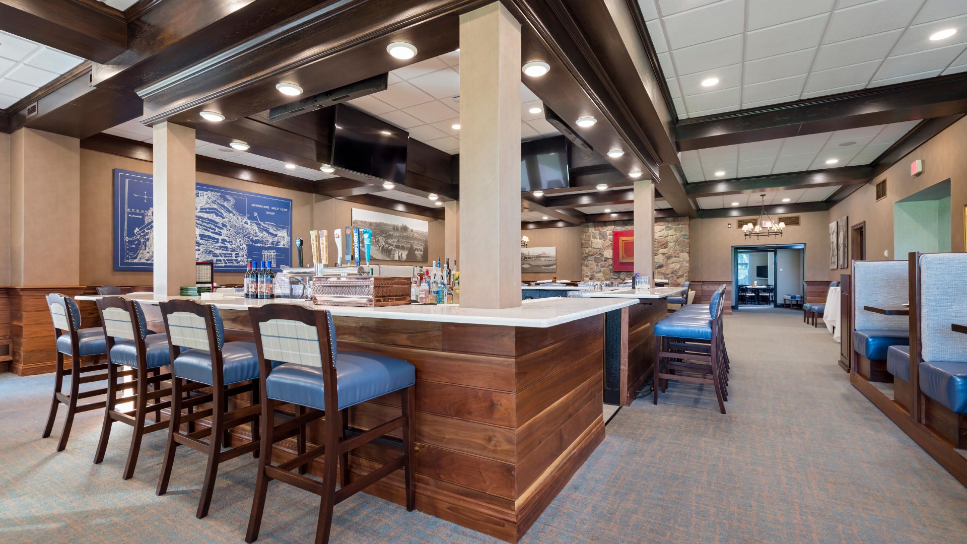 Bar area inside the Inverness Club, for which Miller Diversified Construction was Construction Manager as Owner's advisor