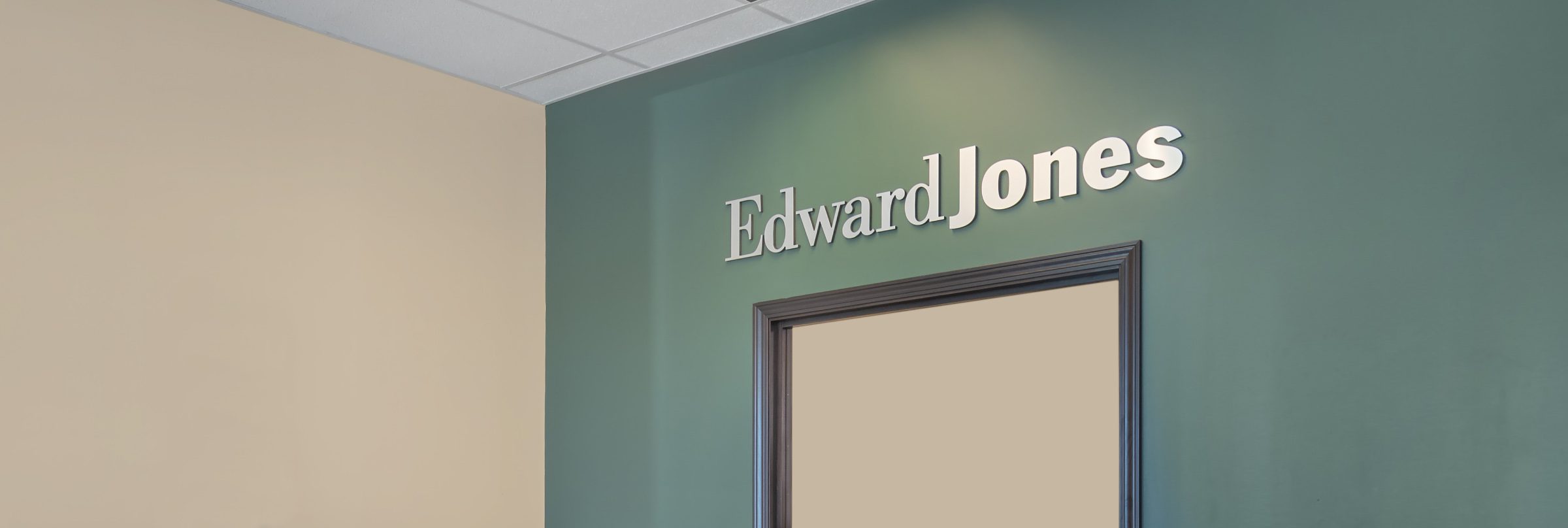 Edward Jones construction project